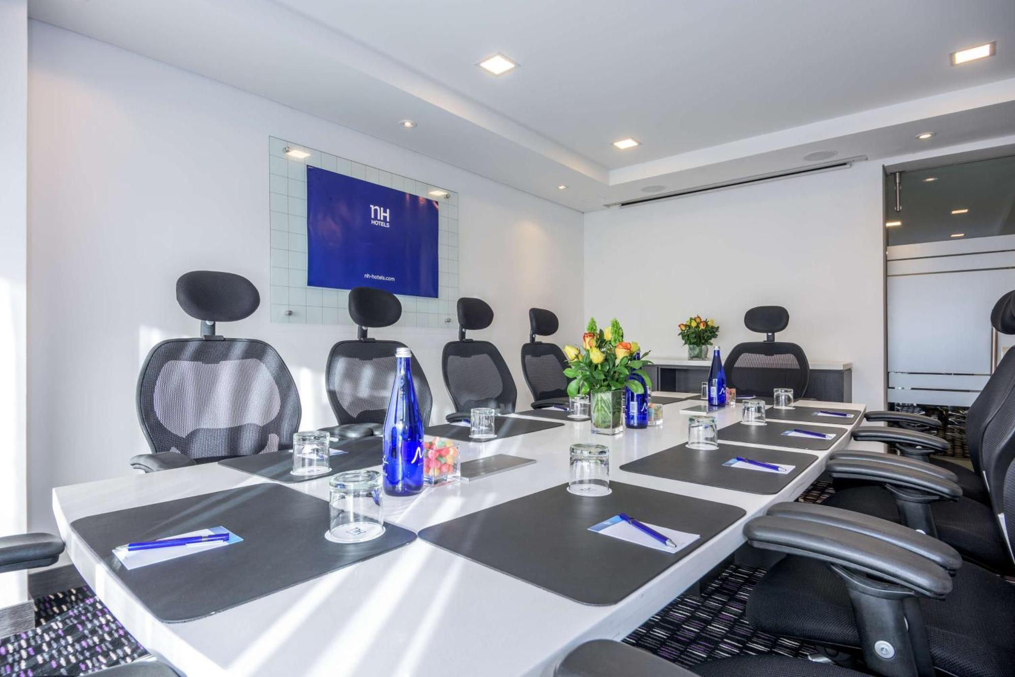 Nh Bogota Urban 26 Royal Hotel Екстериор снимка