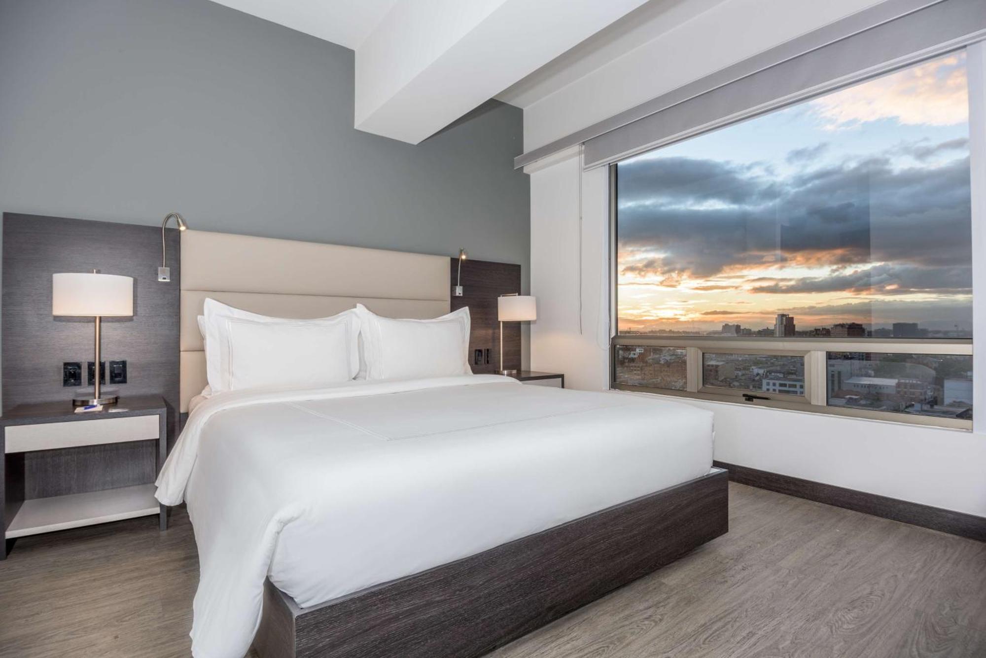 Nh Bogota Urban 26 Royal Hotel Екстериор снимка