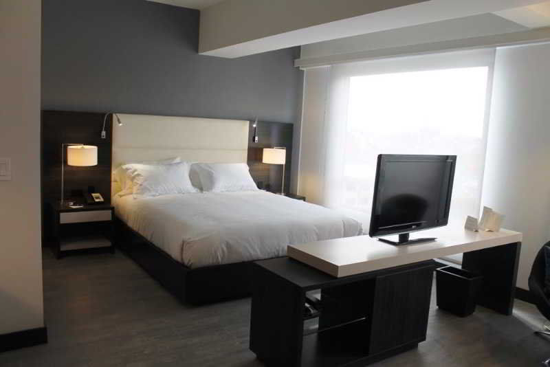 Nh Bogota Urban 26 Royal Hotel Екстериор снимка