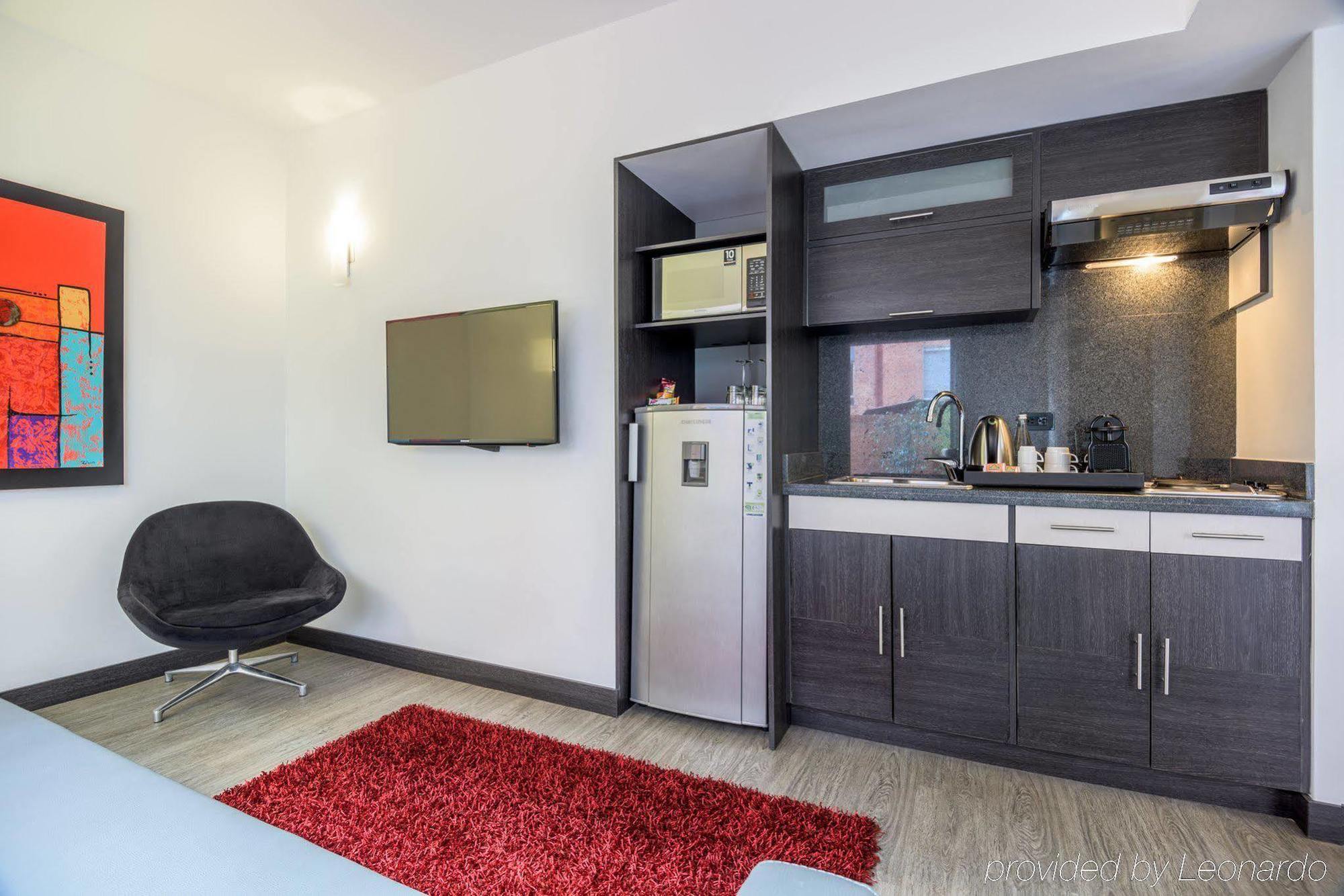Nh Bogota Urban 26 Royal Hotel Екстериор снимка