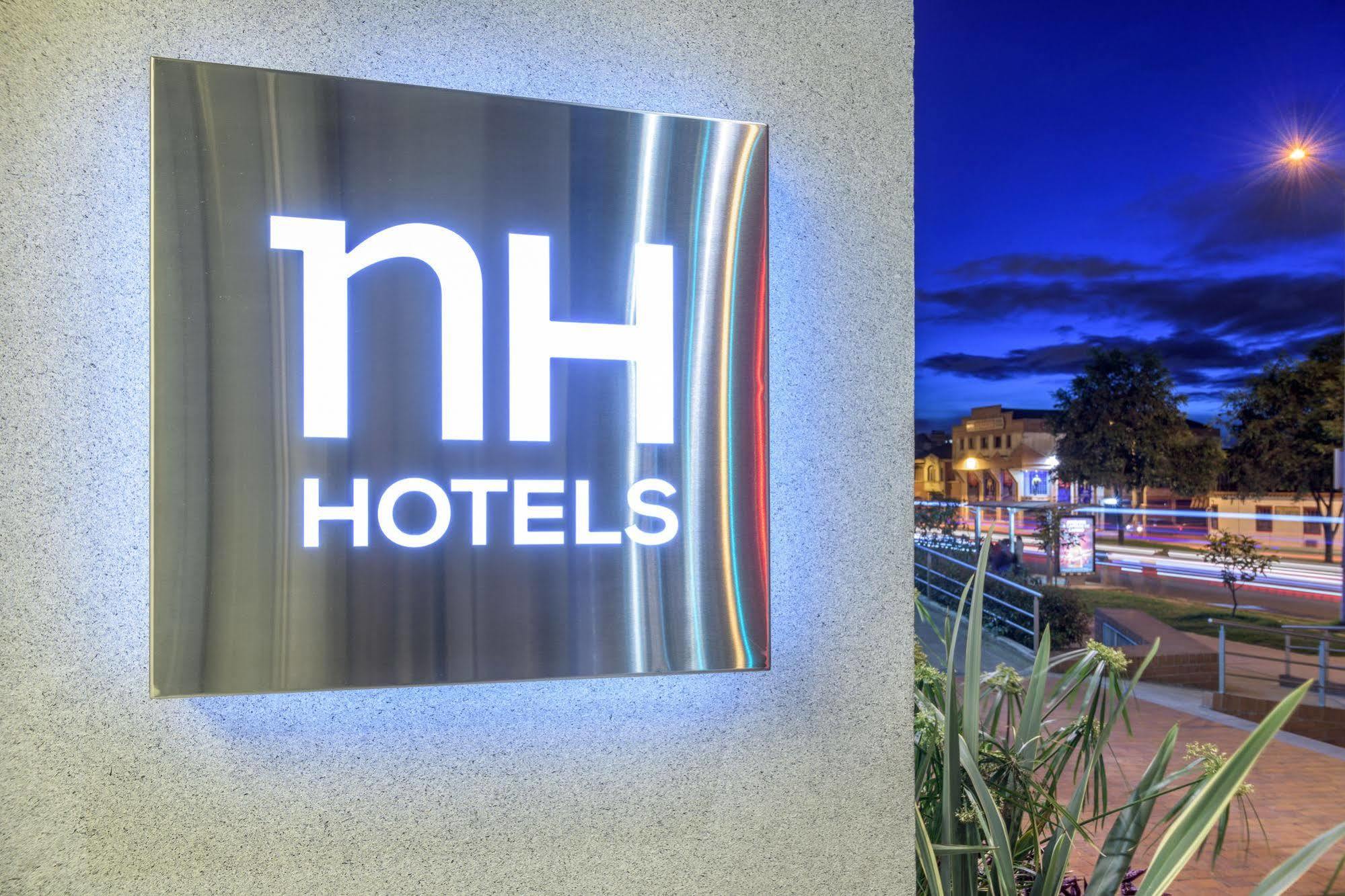 Nh Bogota Urban 26 Royal Hotel Екстериор снимка