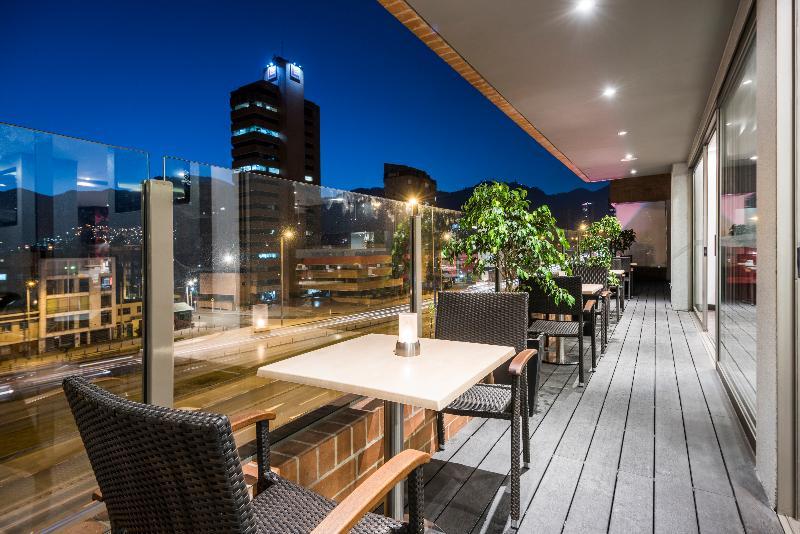 Nh Bogota Urban 26 Royal Hotel Екстериор снимка